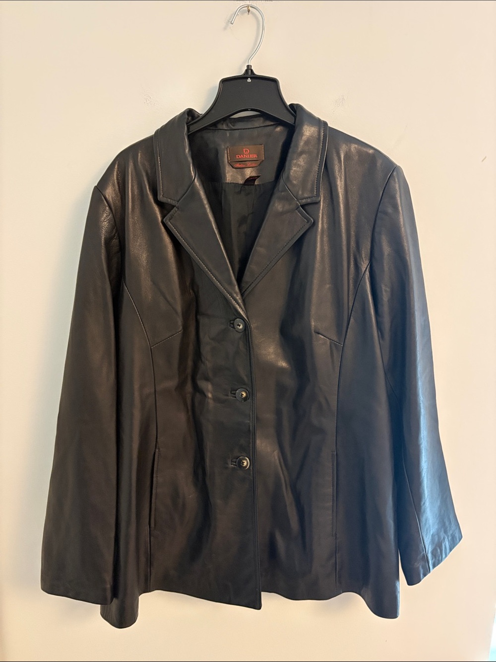 Vintage Women’s Danier Black Leather Button-Front Blazer Size XXL